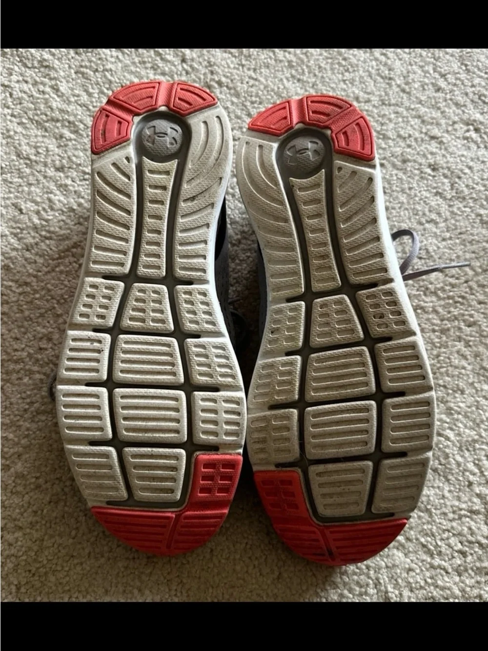 Women’s Under Armor Athletic running shoes size 11
